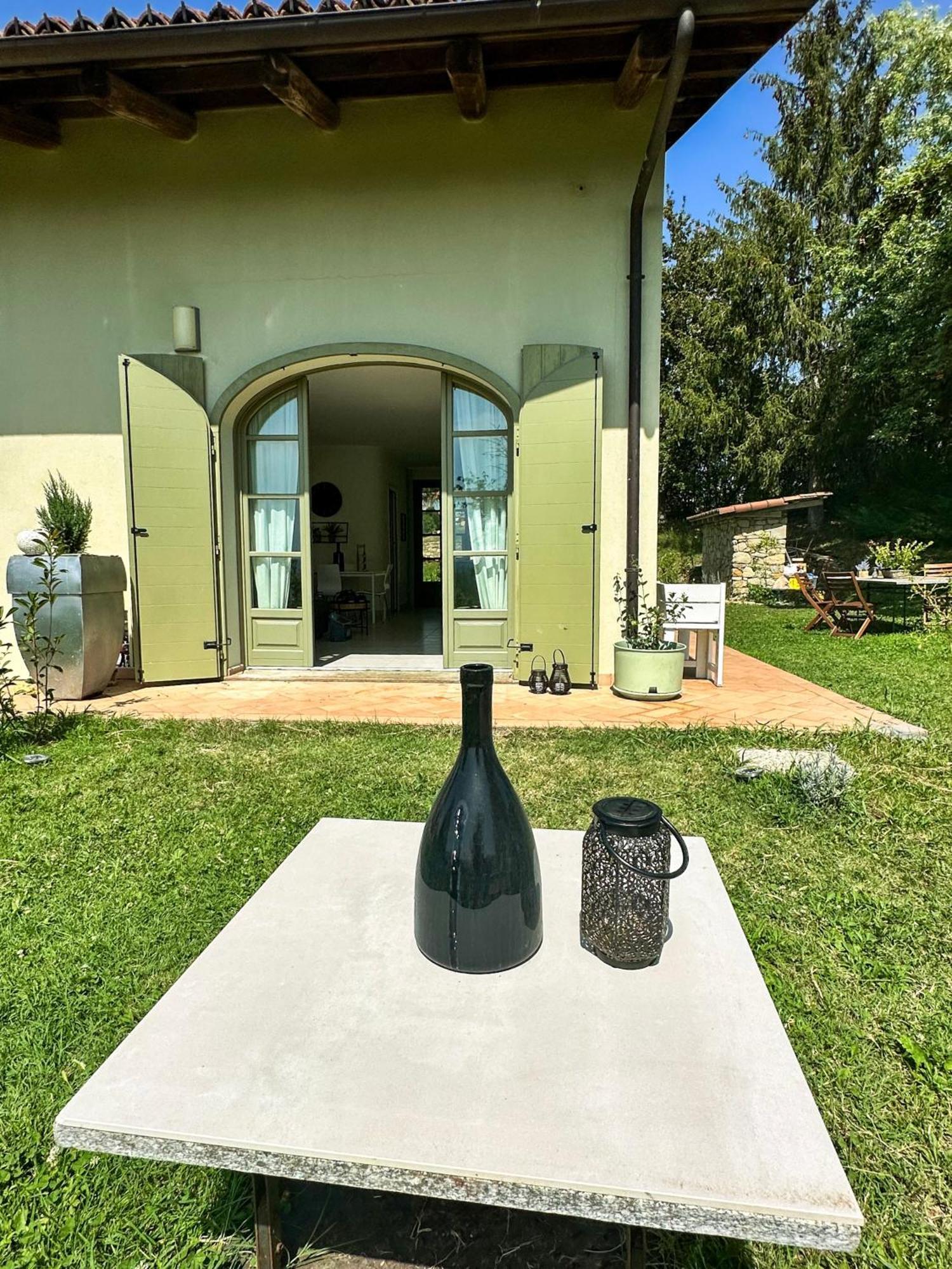 Вилла Just Langhe Casa Barolo Новелло Экстерьер фото
