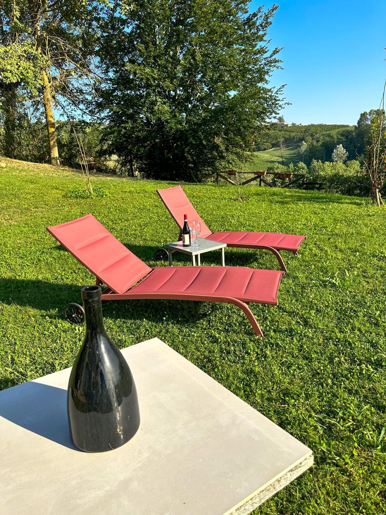 Вилла Just Langhe Casa Barolo Новелло Экстерьер фото